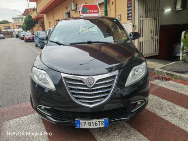 LANCIA YPSILON 0.9 NATURALPOWER CV85 KW62 ECOCHIC GOLD