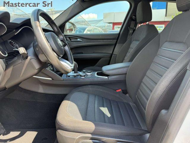 ALFA ROMEO Stelvio Stelvio 2.2 t Business Q4 190cv auto TG : GJ522AX