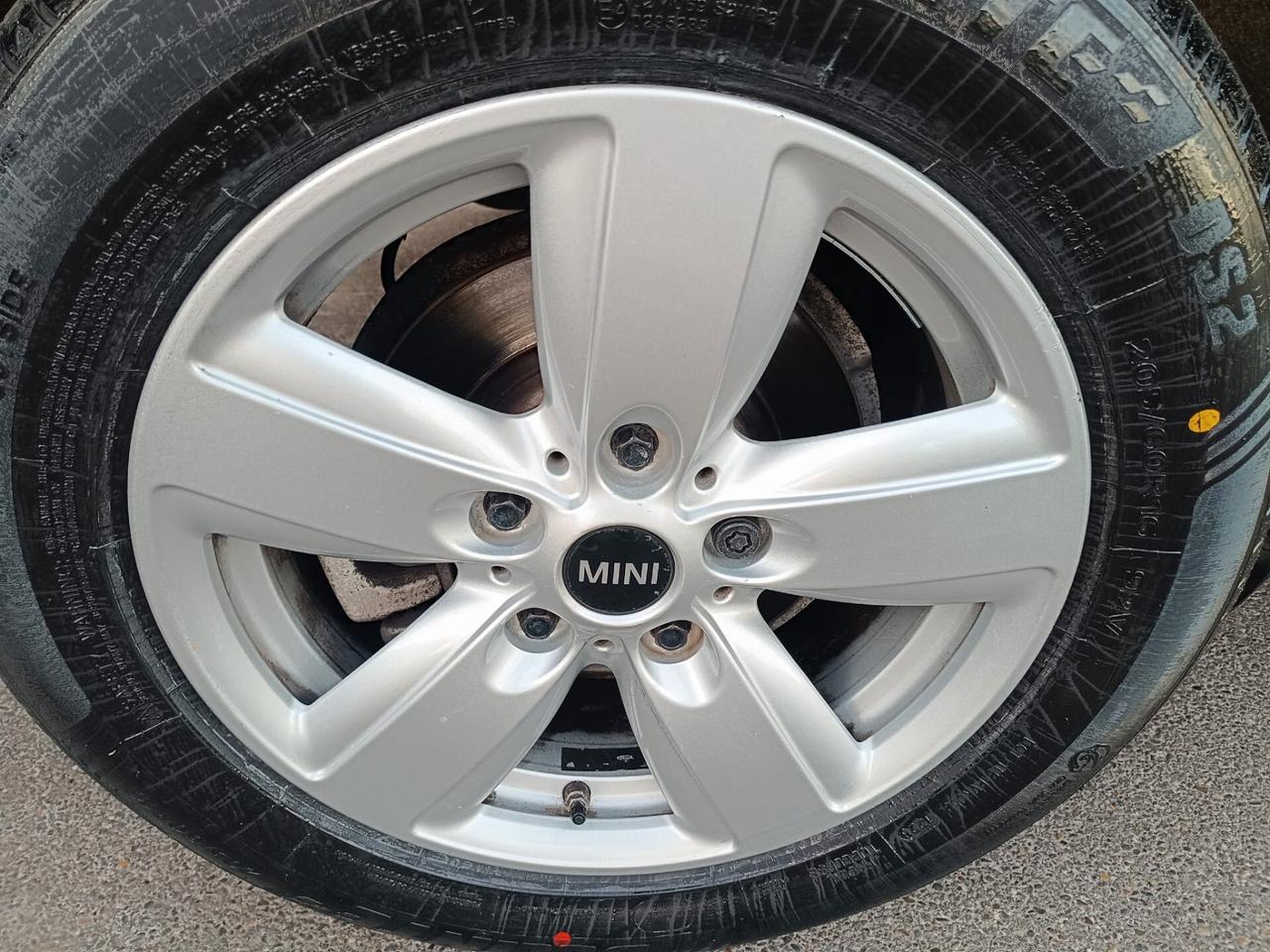 Mini Cooper D Countryman 1.6 2015 solo 129.000 Km.