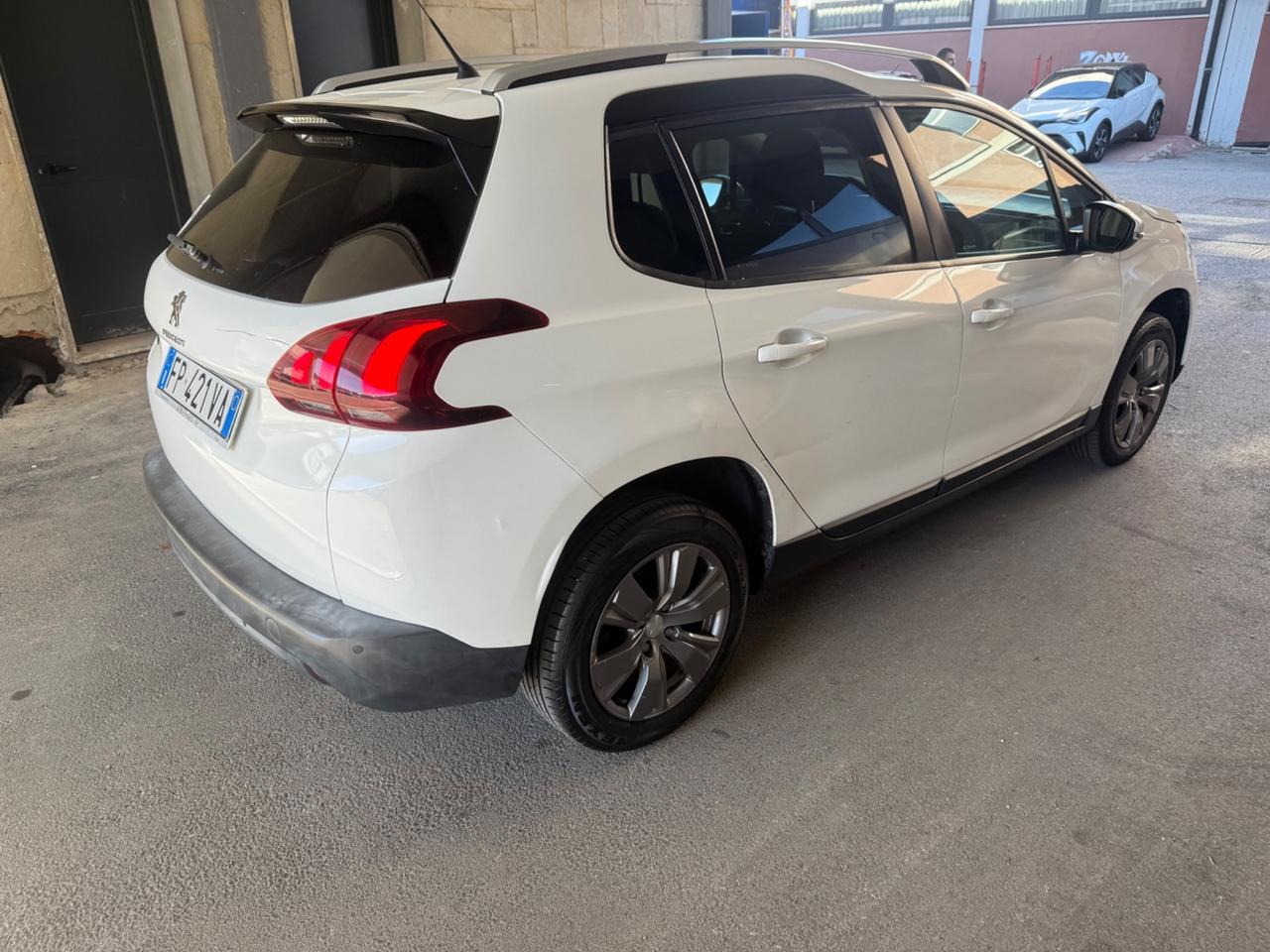 Peugeot 2008 PureTech 82 Allure Ok Neopatentati