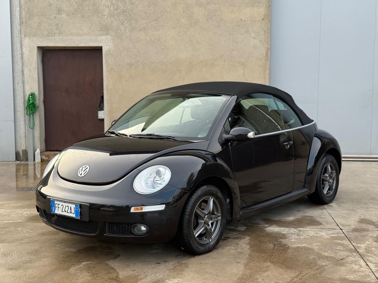 Volkswagen New Beetle 1.4 16V Cabrio