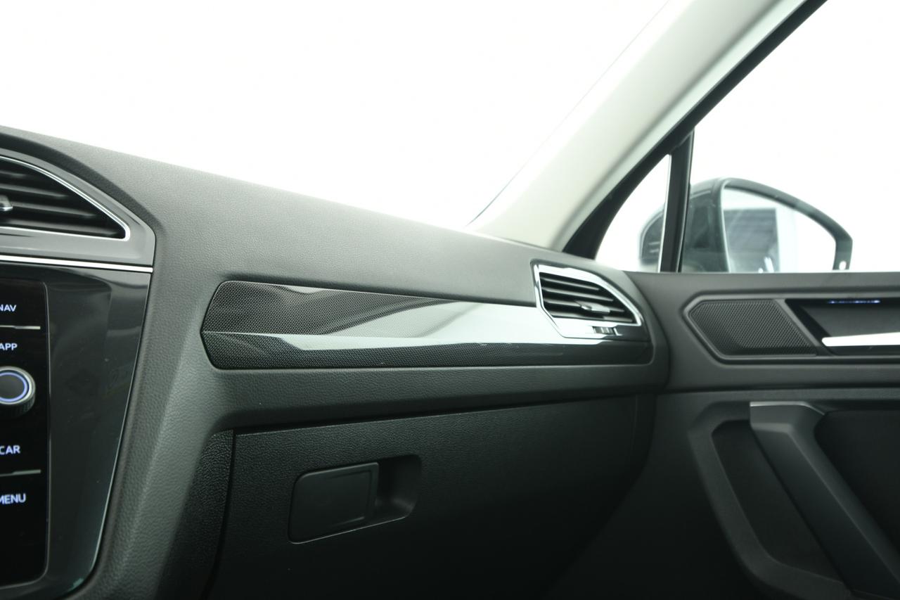 VOLKSWAGEN Tiguan 1.5 tsi Elegance 150cv dsg CAMERA+ACC+APP CONNECT