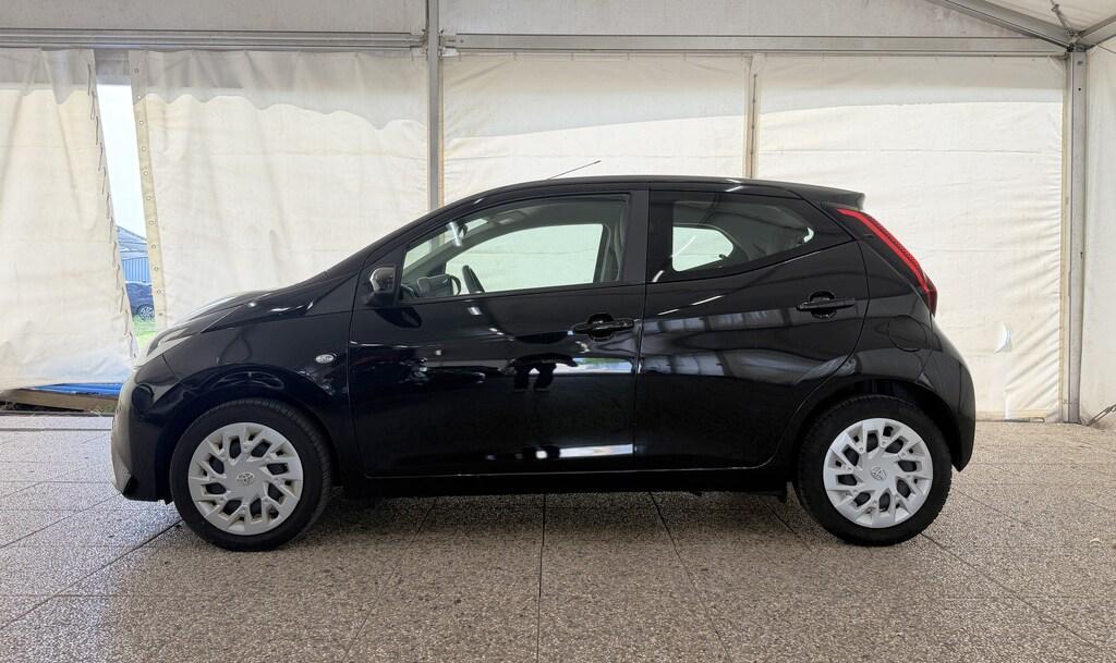 Toyota Aygo 5 Porte 1.0 VVT-i x-play M-MT