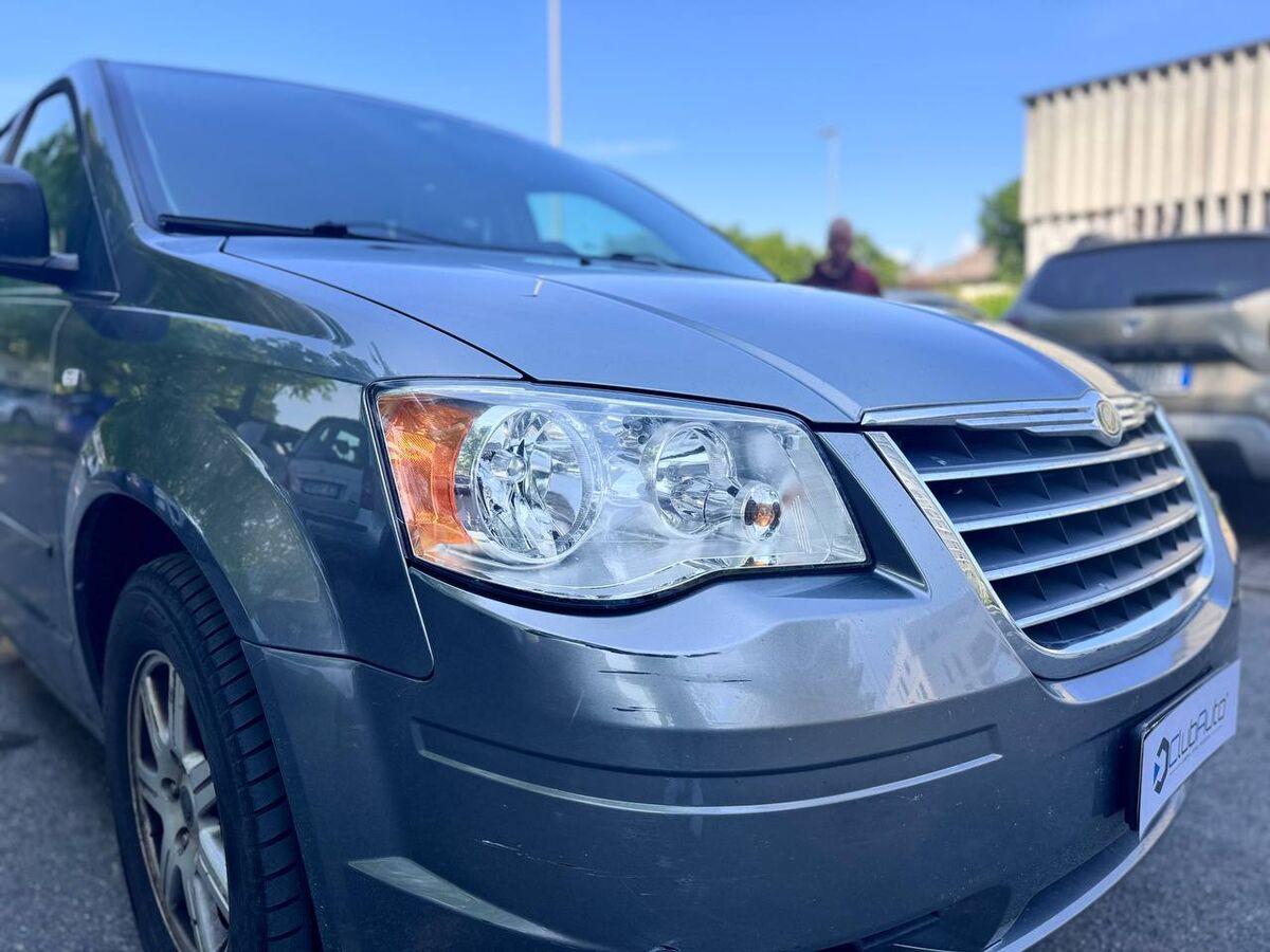 Chrysler Grand Voyager 2.8 crd Limited auto dpf