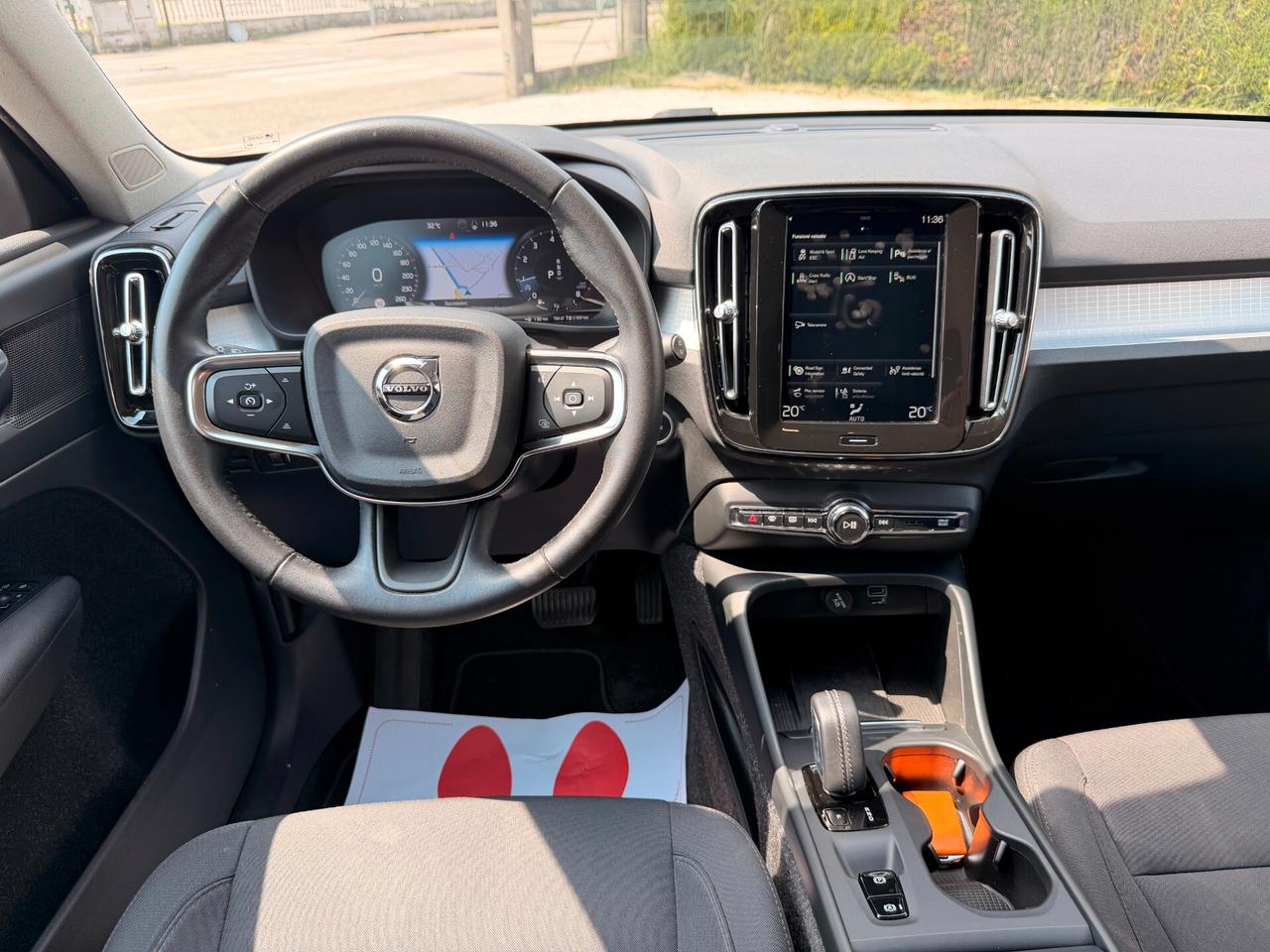Volvo XC40 1.5 t3 163 Cv Momentum Pro auto