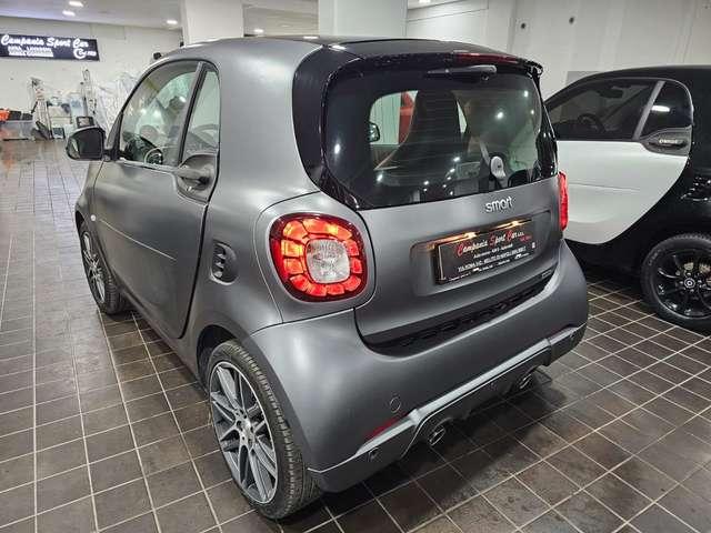 smart forTwo BRABUS EXCLUSIVE JBL 0.9 BENZ 109CV TWINAMIC