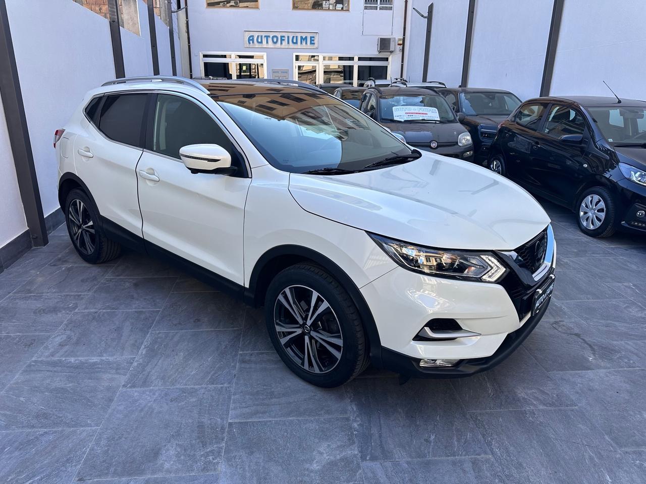 Nissan Qashqai 1.5 dCi connecta 110cv FULL OPTIONAL