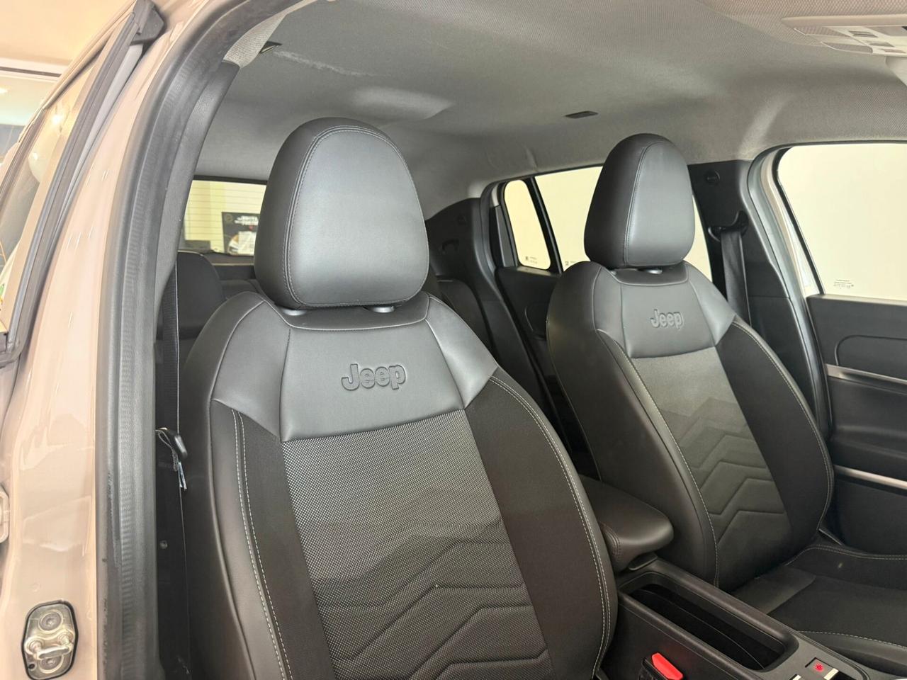 Jeep Avenger 1.2 Turbo 100 CV Summit 2023