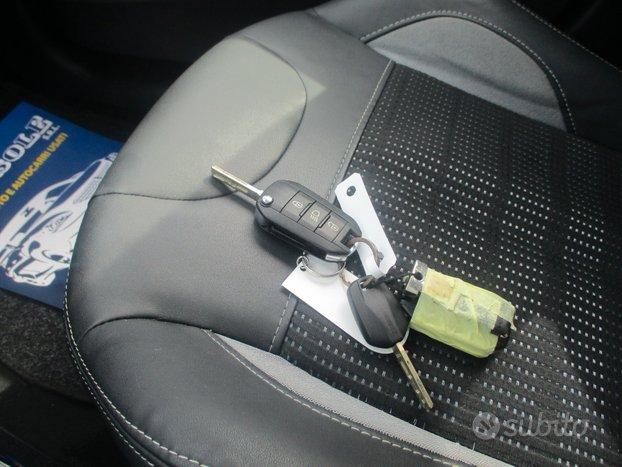 Peugeot 2008 1.2 ALLURE PACK PELLE/TETTO/NAVI