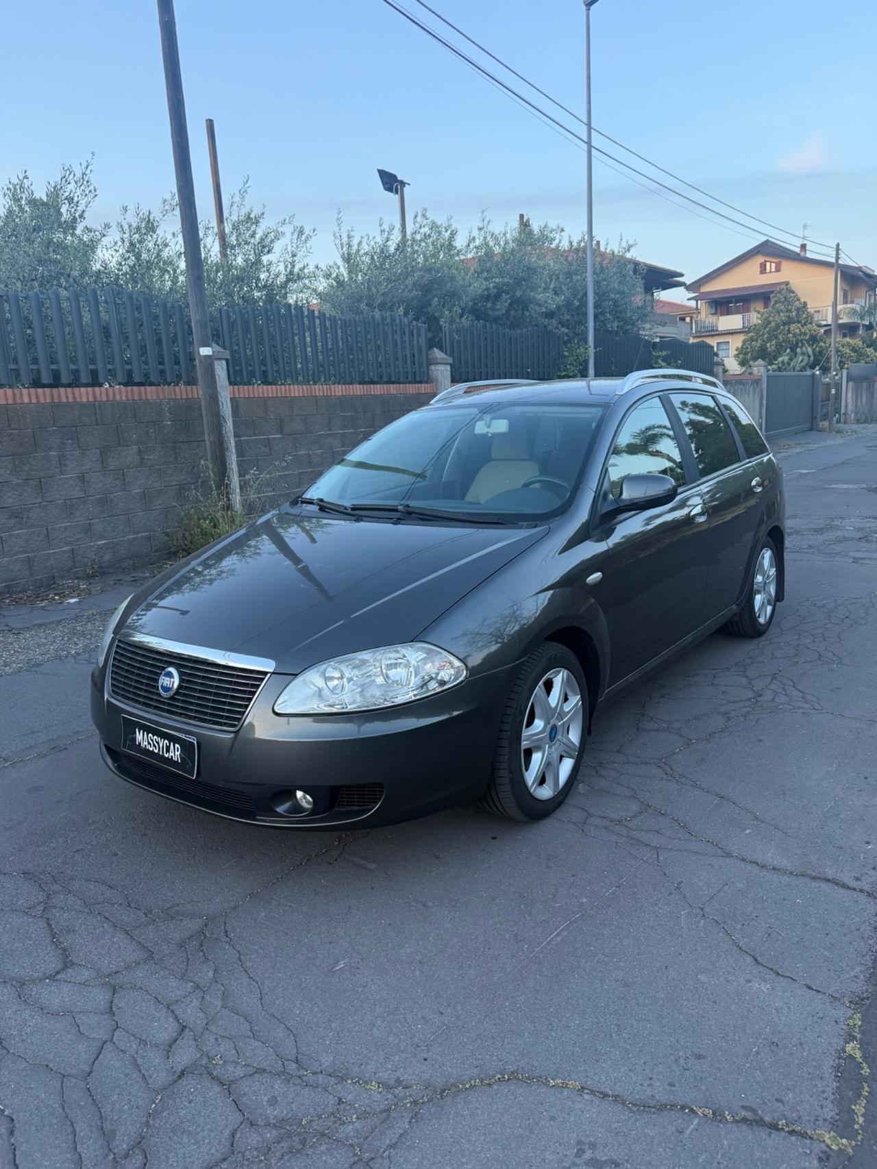 Fiat Croma 1.9 Multijet Emotion