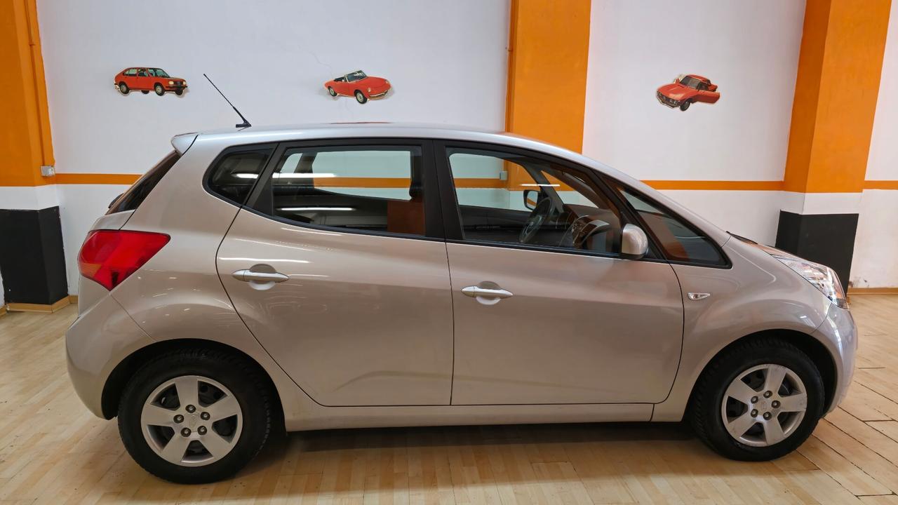 KIA VENGA 1.4 BENZINA EURO 5 NEOPATENTATI