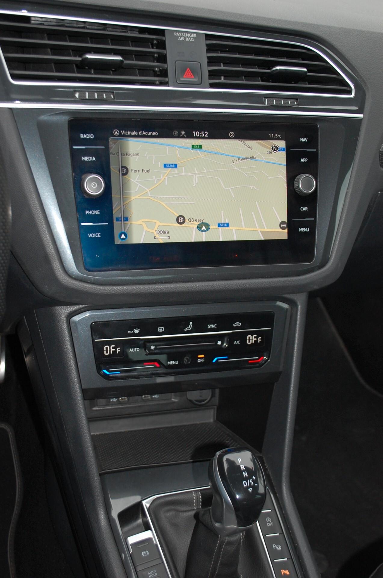 Volkswagen Tiguan 2.0 tdi R-Line 150CV dsg Uff Italy Navi Virtual