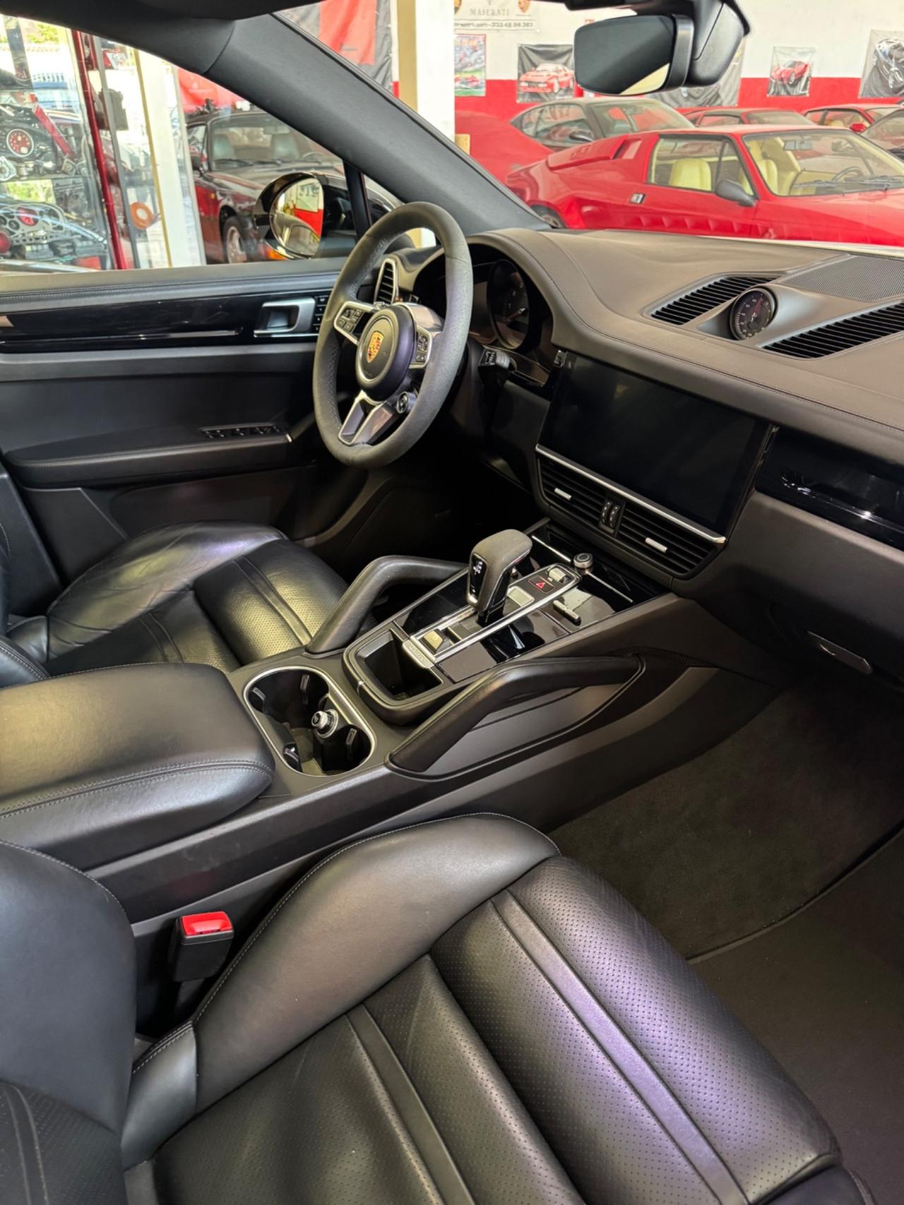 Porsche Cayenne Coupe 3.0 V6 PERMUTE