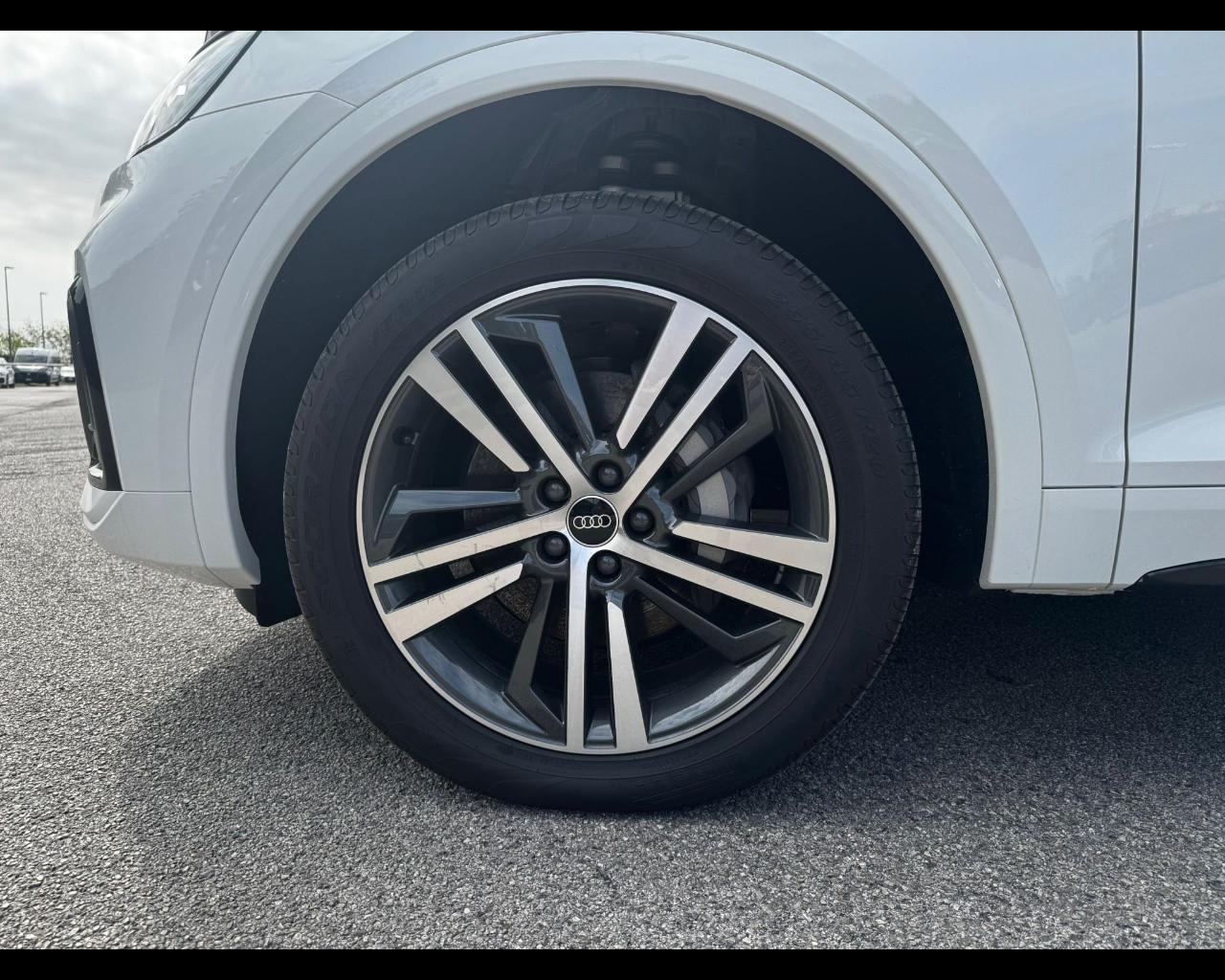 AUDI Q5 55 TFSIe S-TRONIC QUATTRO S-LINE PLUS