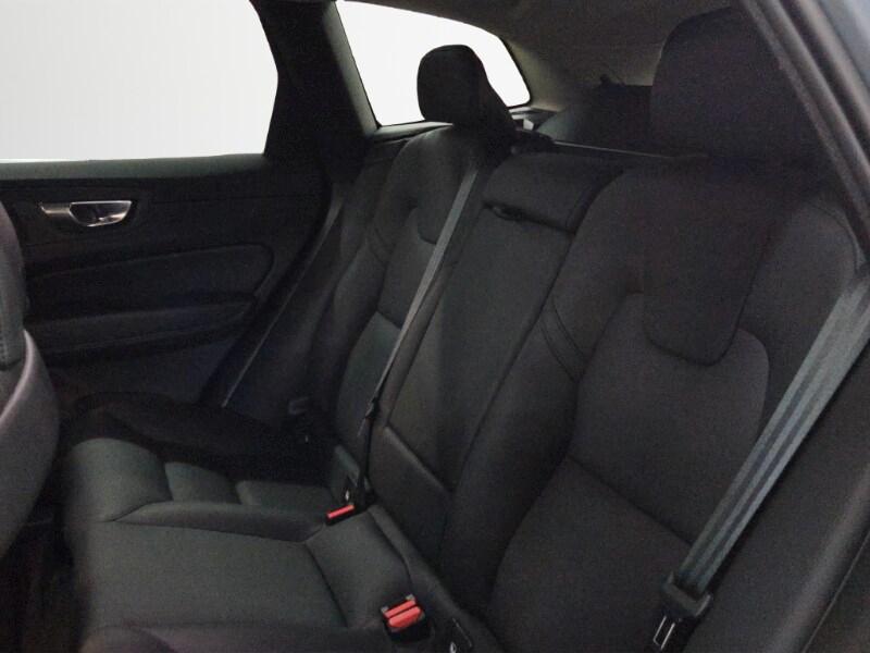 VOLVO XC60 (2017-->) XC60 B4 (d) AWD automatico...