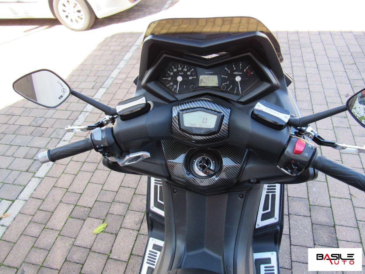 Yamaha - T-Max 530 -