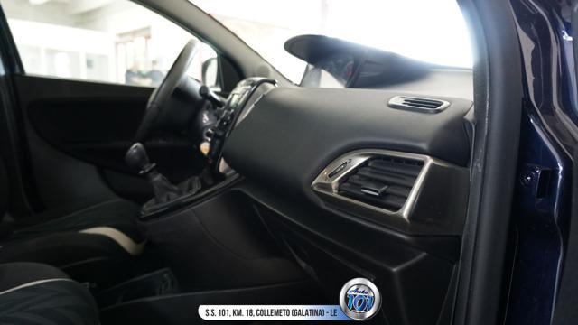 LANCIA Ypsilon 1.2 69 CV 5 porte GPL Ecochic Platinum