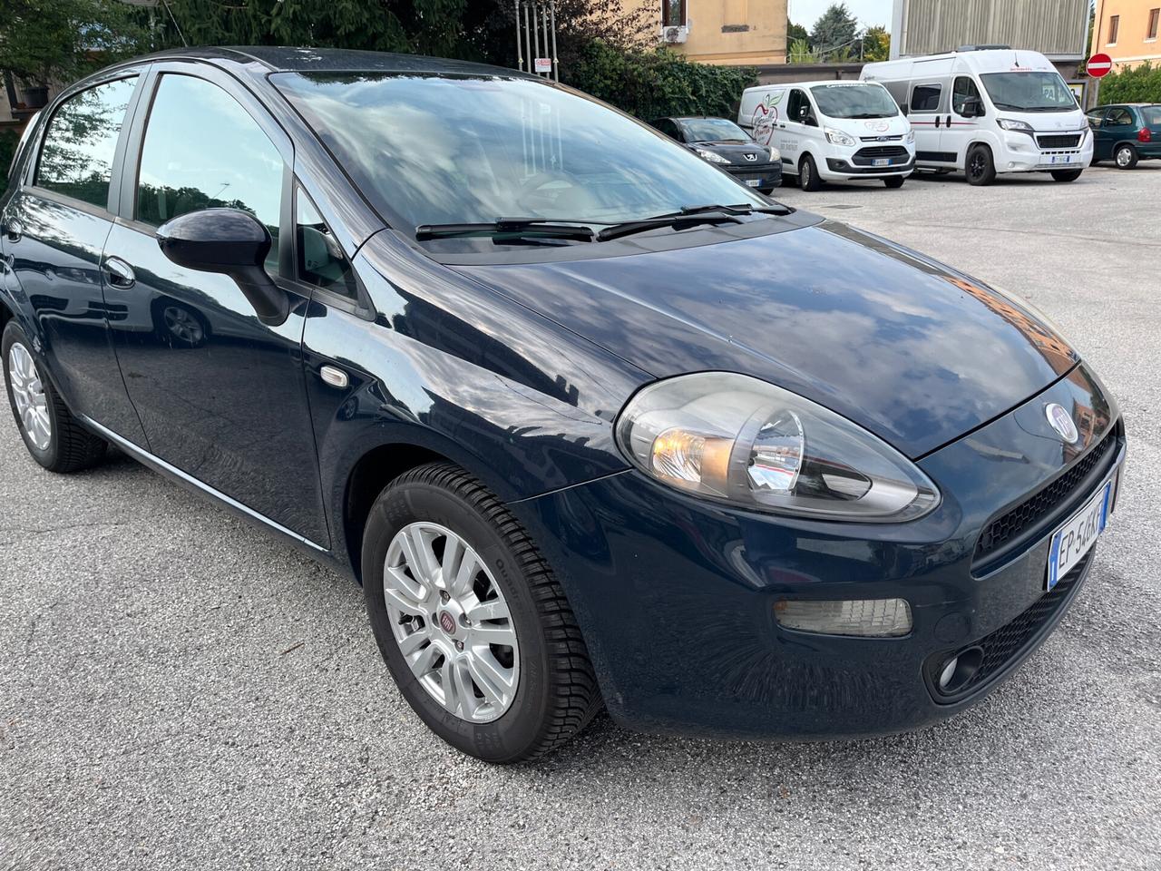 Fiat Punto 1.3 MJT II 75 CV 5 porte Virgin Radio