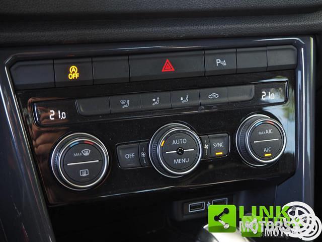 VOLKSWAGEN T-Roc 2.0 TDI Advanced DSG 150cv