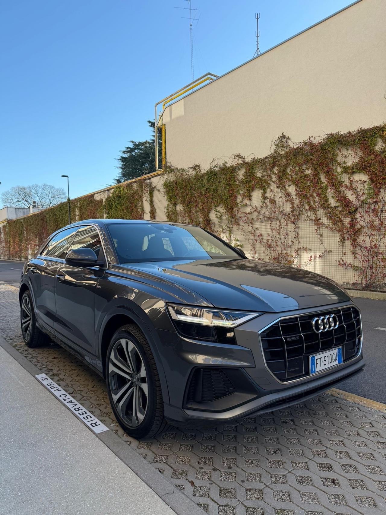Audi Q8 45 TDI quattro tiptronic Sport