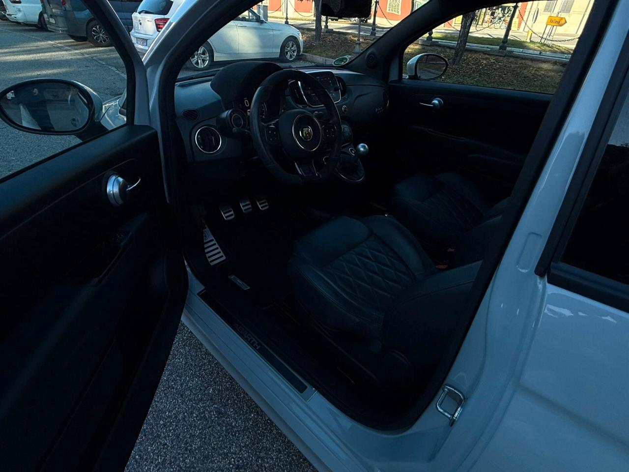 Abarth 595 1.4 Turbo T-Jet 180 CV Competizione