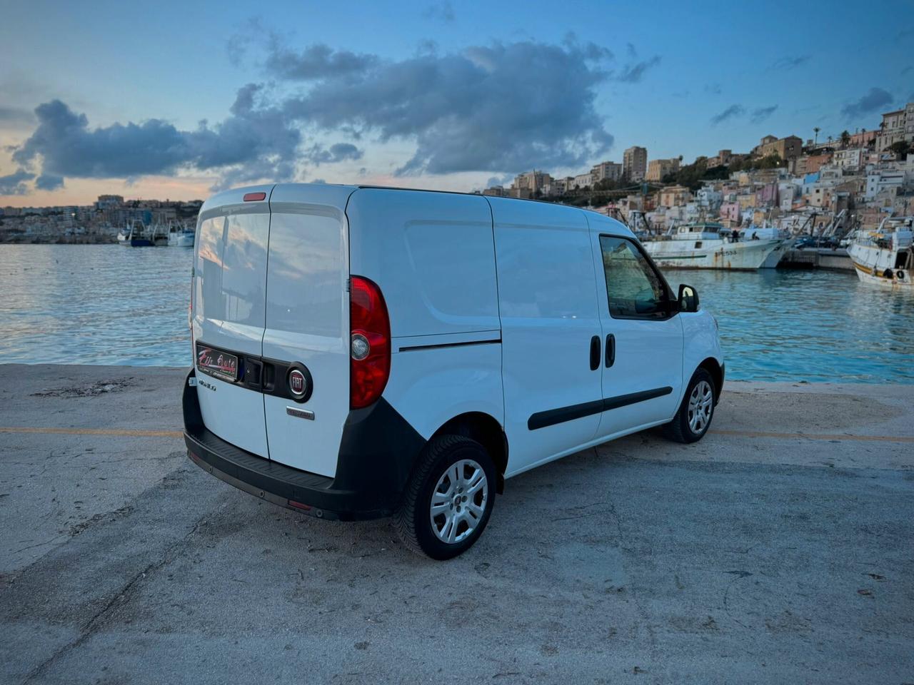 Fiat Doblò Cargo 1.6 Mtj 105cv Lounge 3 Posti