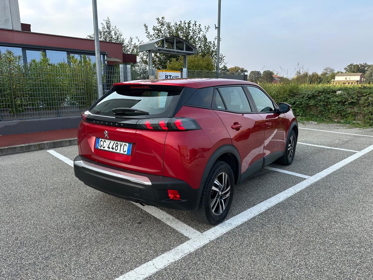 Peugeot 2008 PureTech 100 S&S Allure