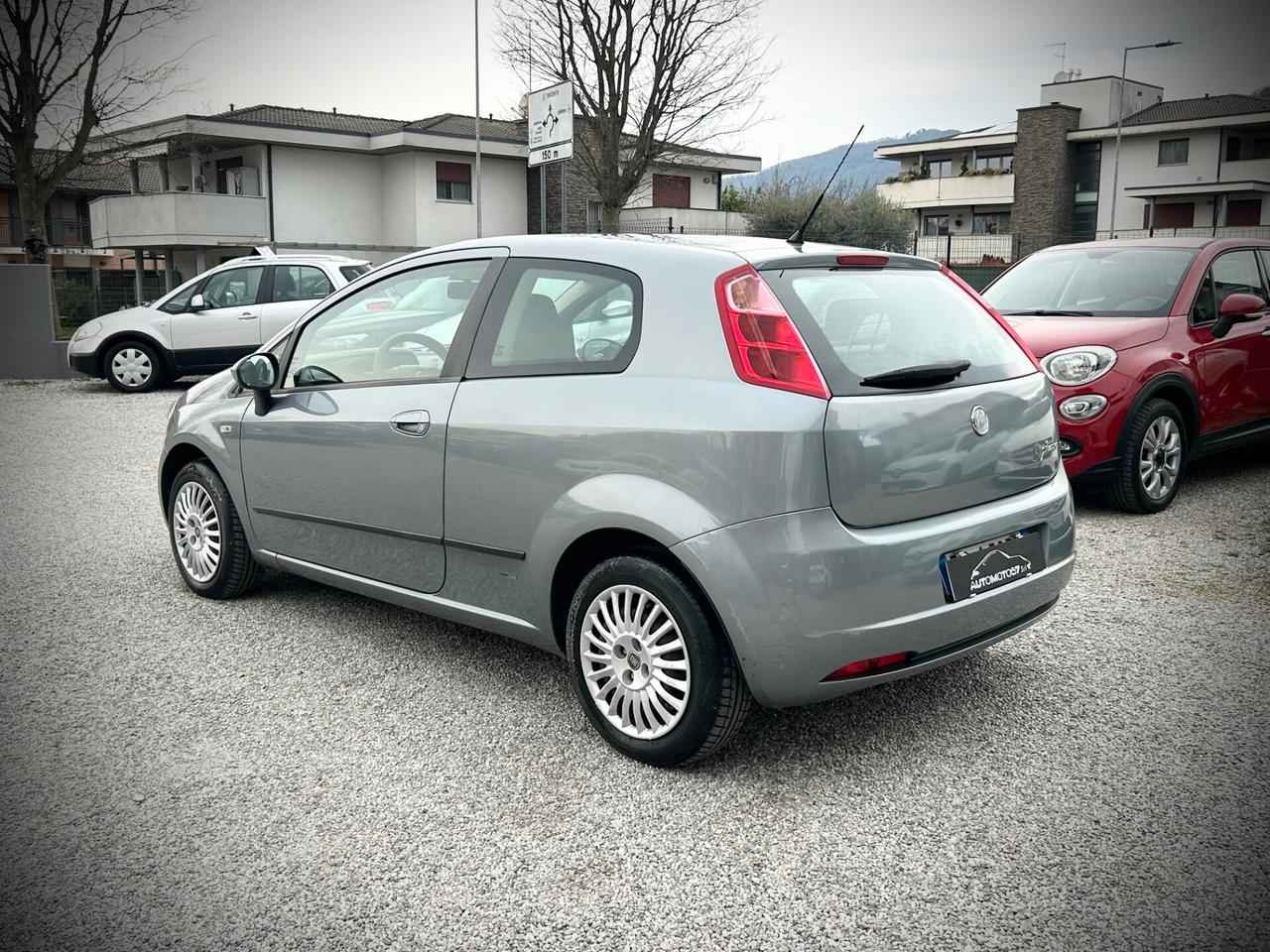 Fiat Grande Punto 1.2 65cv UNIPROPRIETARIO - NEOPATENTATI