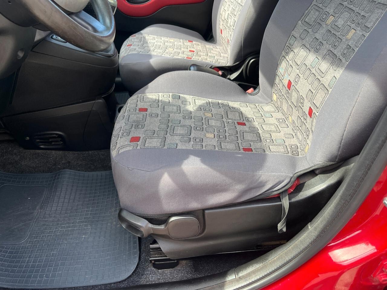 Fiat Panda 1.2 Lounge 5 posti