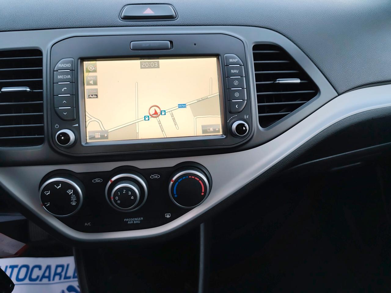 Kia Picanto 1.0 BENZINA CON NAVIGATORE