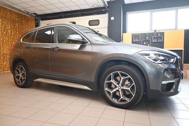 BMW X1 SDRIVE 18d SPORT BLACKLINE AUT.NAVI LED18"TEL FULL