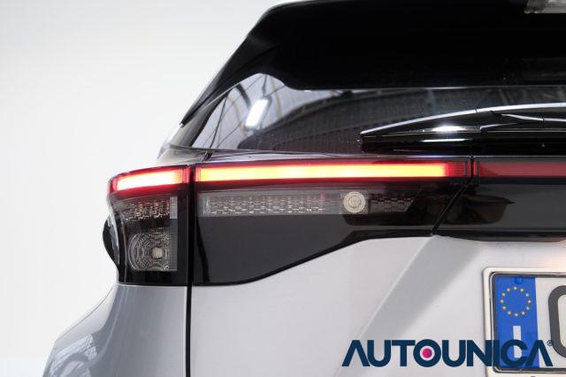 TOYOTA Yaris Cross 1.5 HYBRID 5PORTE E-CVT AWD-I 4x4 TREND FULL LED