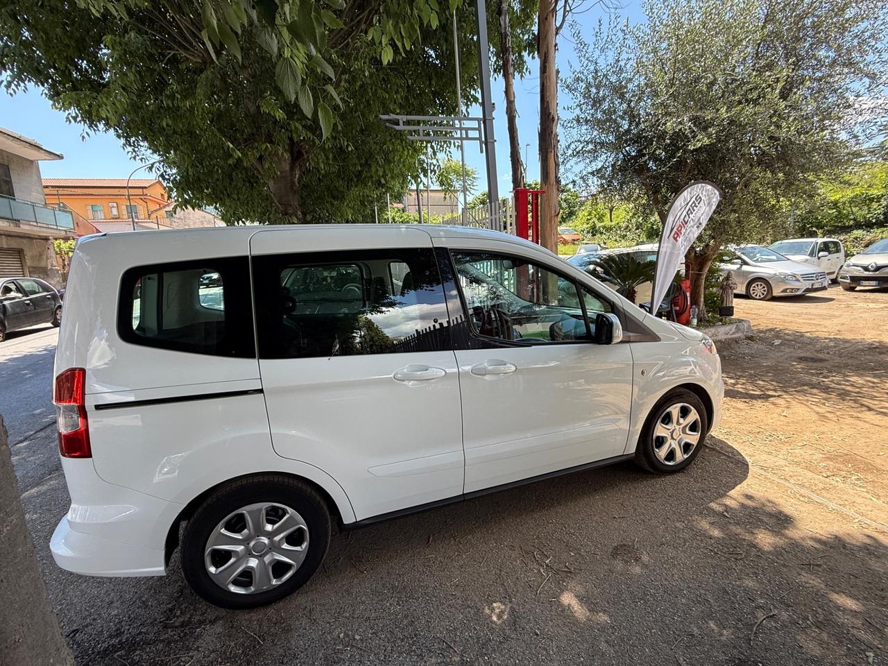 Ford Tourneo Courier Tourneo Courier 1.5 TDCI 75 CV S&S Plus