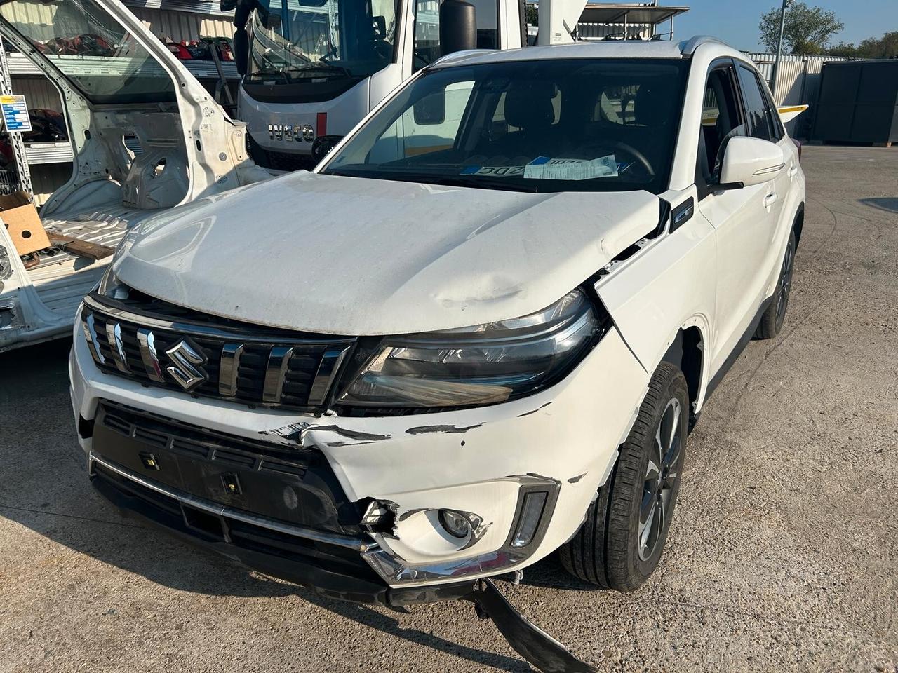 Suzuki Vitara 1.5 140V Hybrid A/T Starview