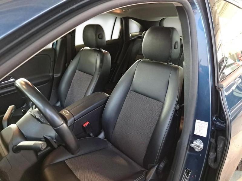 MERCEDES-BENZ GLA 200 D AUTOMATICO BUSINESS EXTRA CROSSOVER