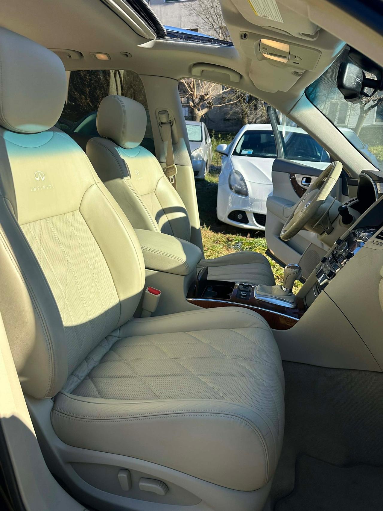 Infiniti FX30d S PREMIUM KMCERT UNICOPR GARANZ