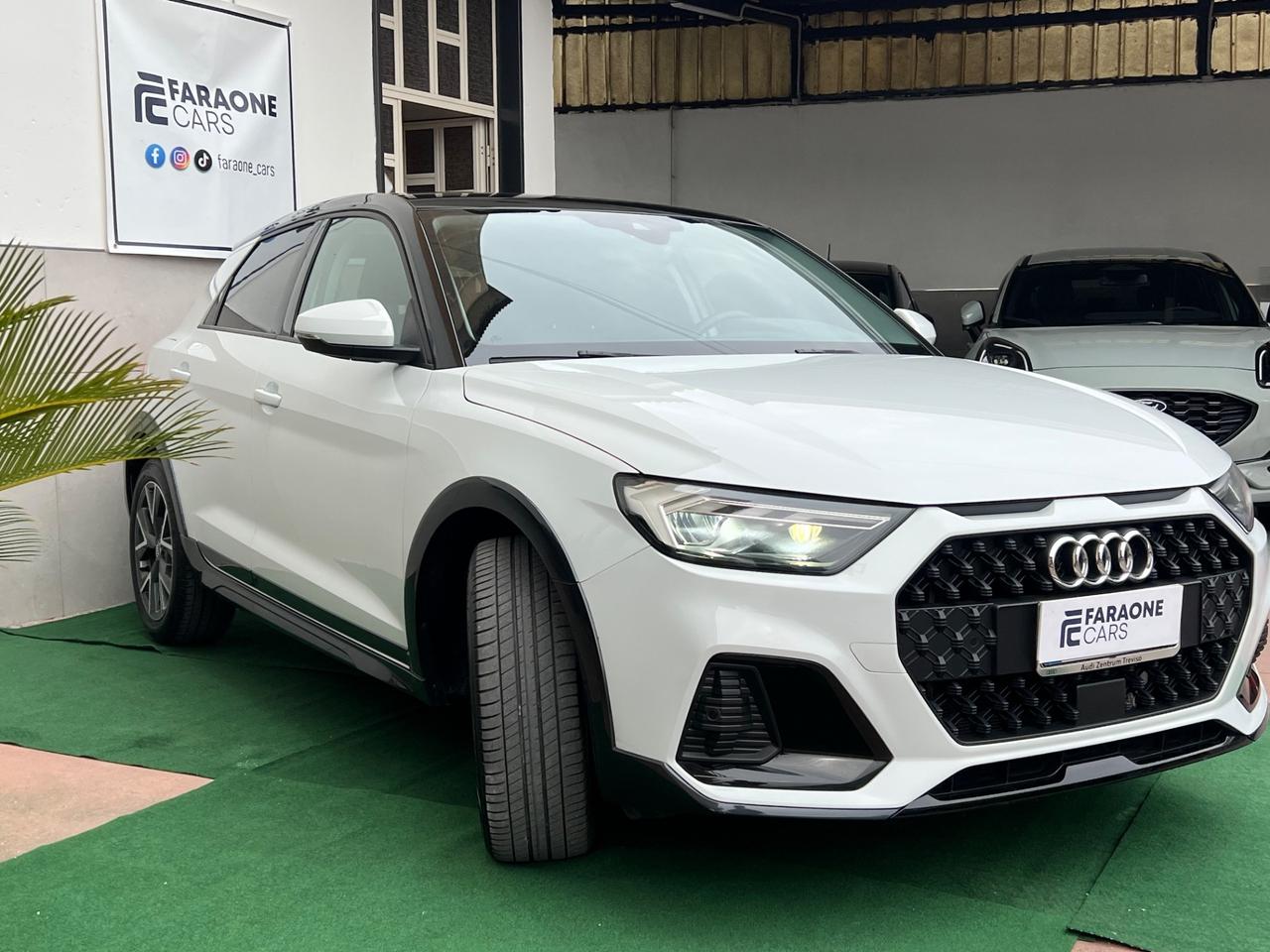 Audi A1 citycarver/allstreet 30 TFSI S tronic Identity Contrast