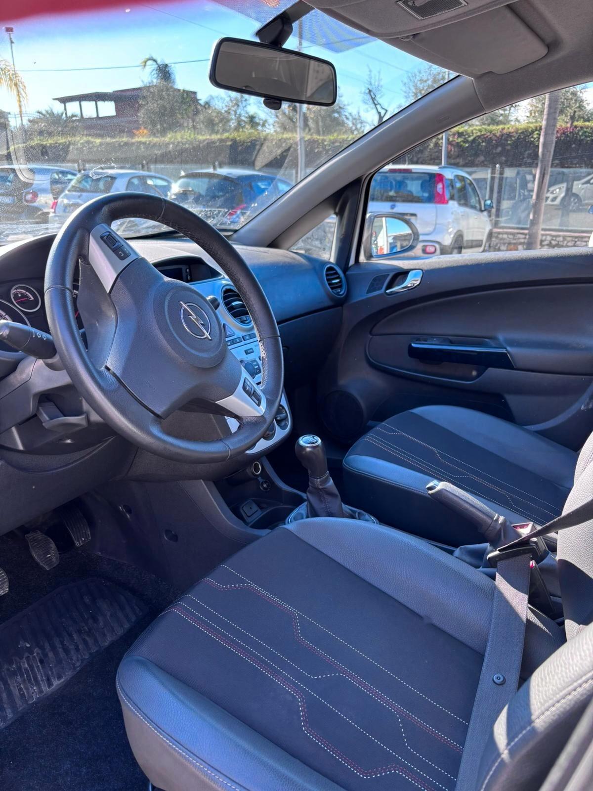 Opel Corsa 1.2 85CV GPL - 2012