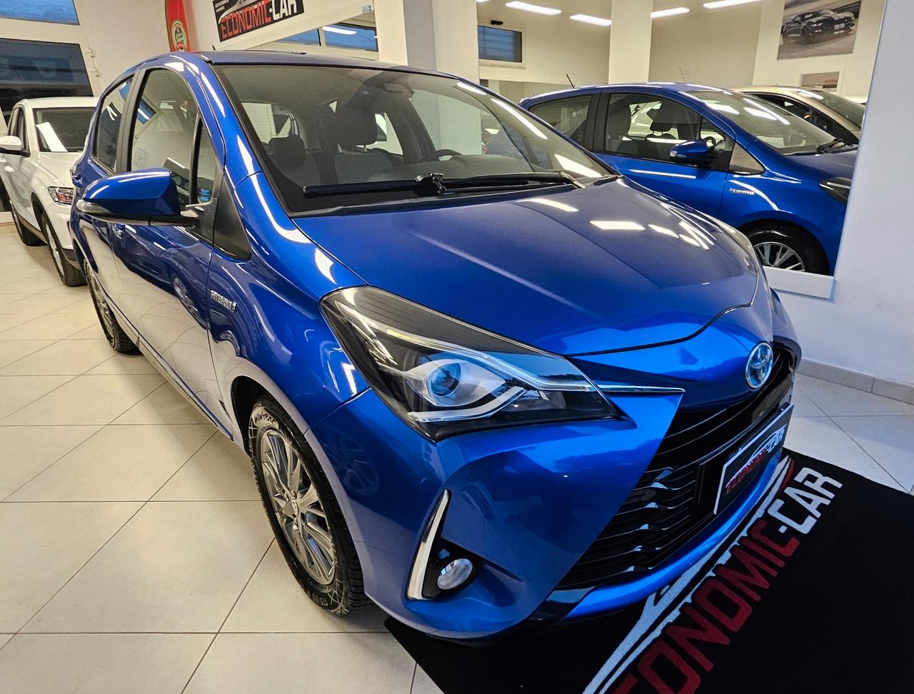 Toyota Yaris 1.5 Hybrid 5 porte Cool