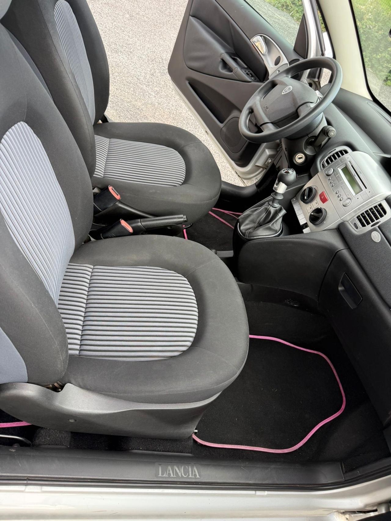 Lancia Ypsilon 1.2 Argento
