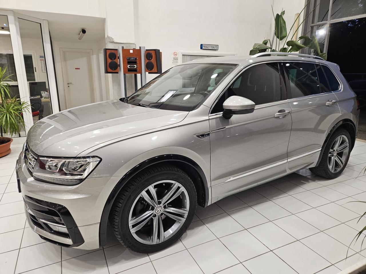Volkswagen Tiguan 1.6 TDI R-Line