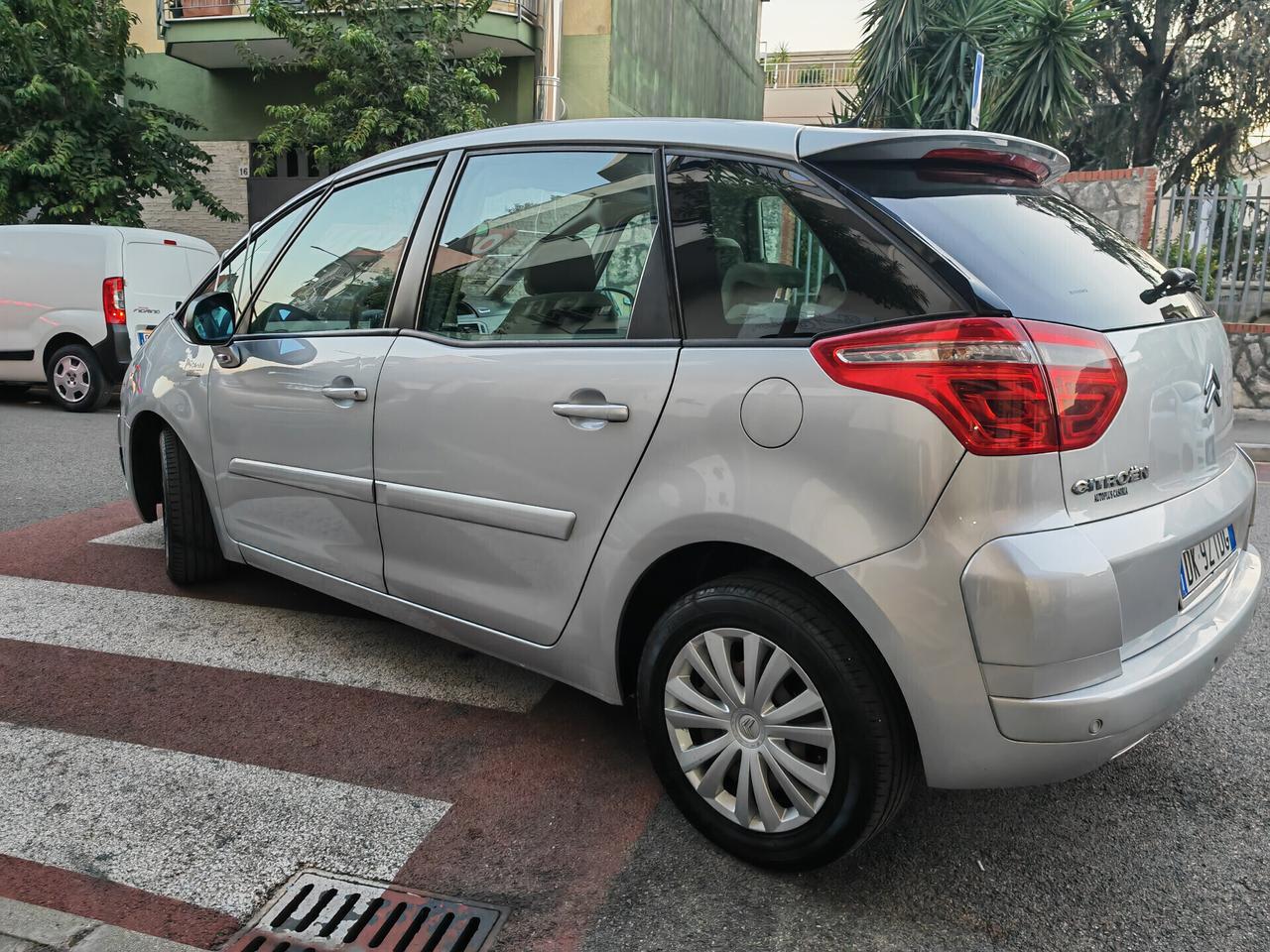 CITROEN C4 PICASSO 2.0 HDI CV136 KW100 EXCLUSIVE