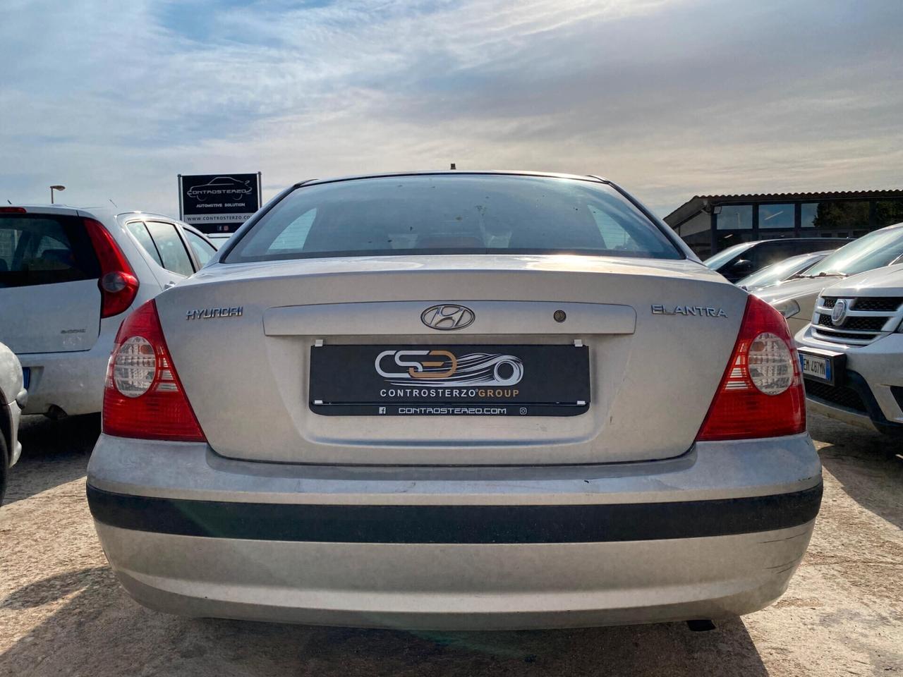 Hyundai Elantra 2.0 DIESEL PAGAMENTO RATEALE