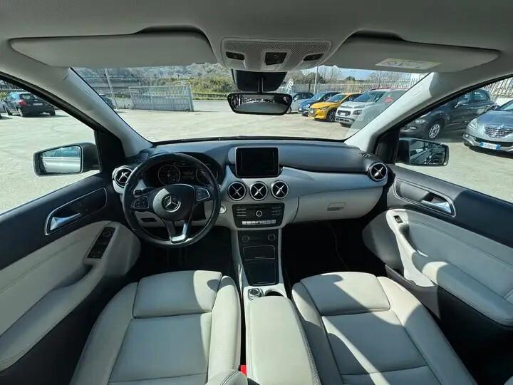 Mercedes-benz B 180 d Premium