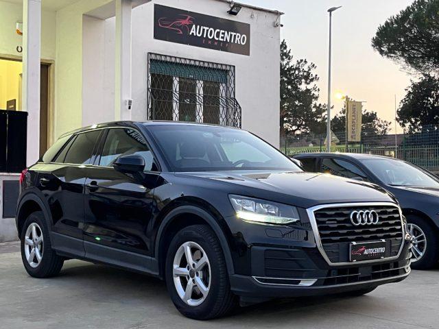 AUDI Q2 35 TDI quattro S tronic Business