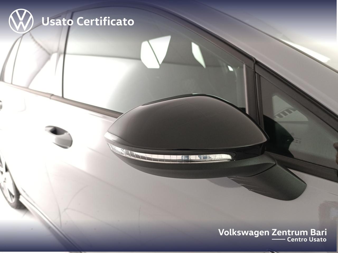 Volkswagen Golf 2.0 tdi r-line 150cv dsg