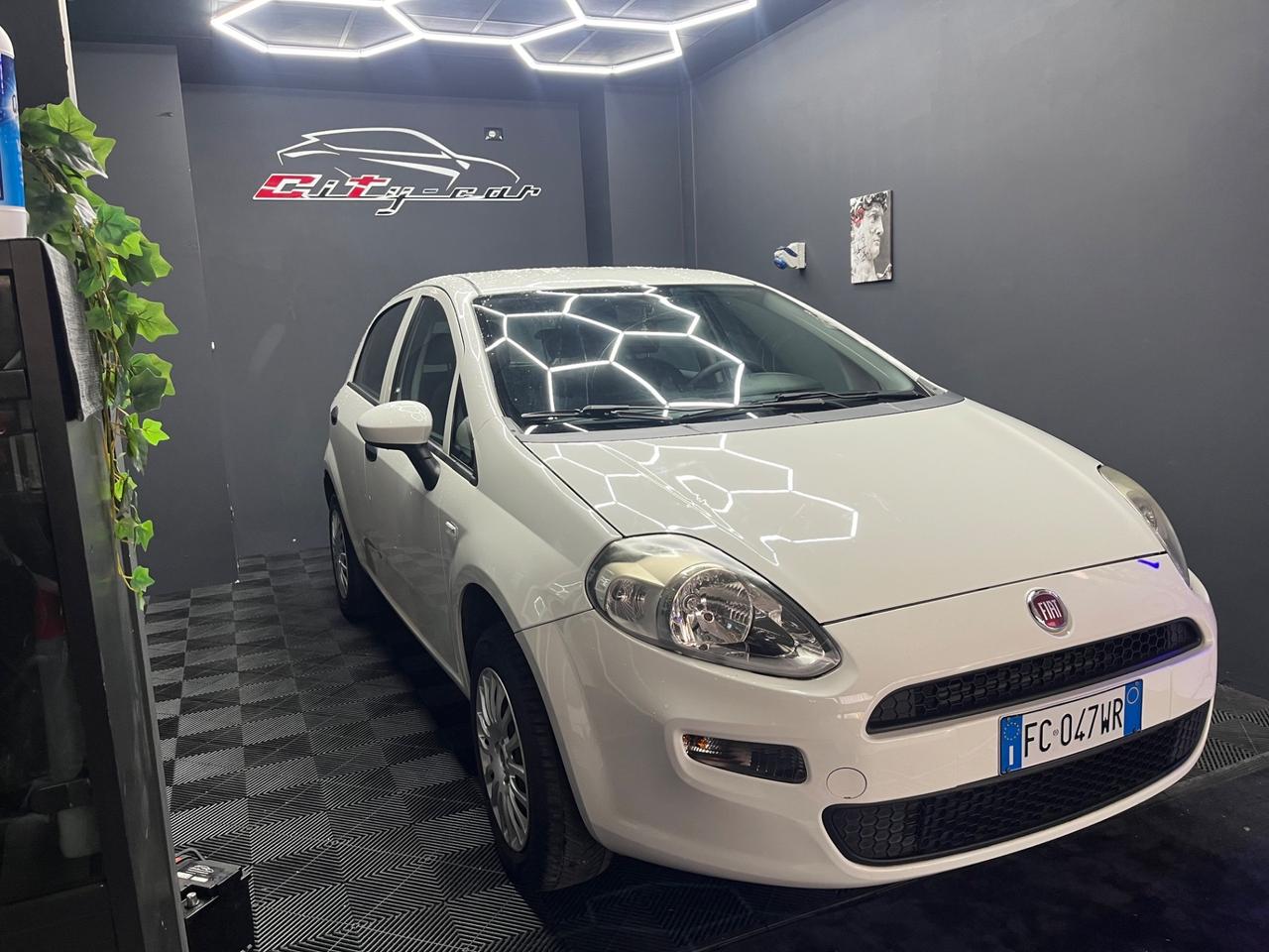 FIAT PUNTO 1.4 Benzina/Metano 70 CV – 2016 – 178.000 km
