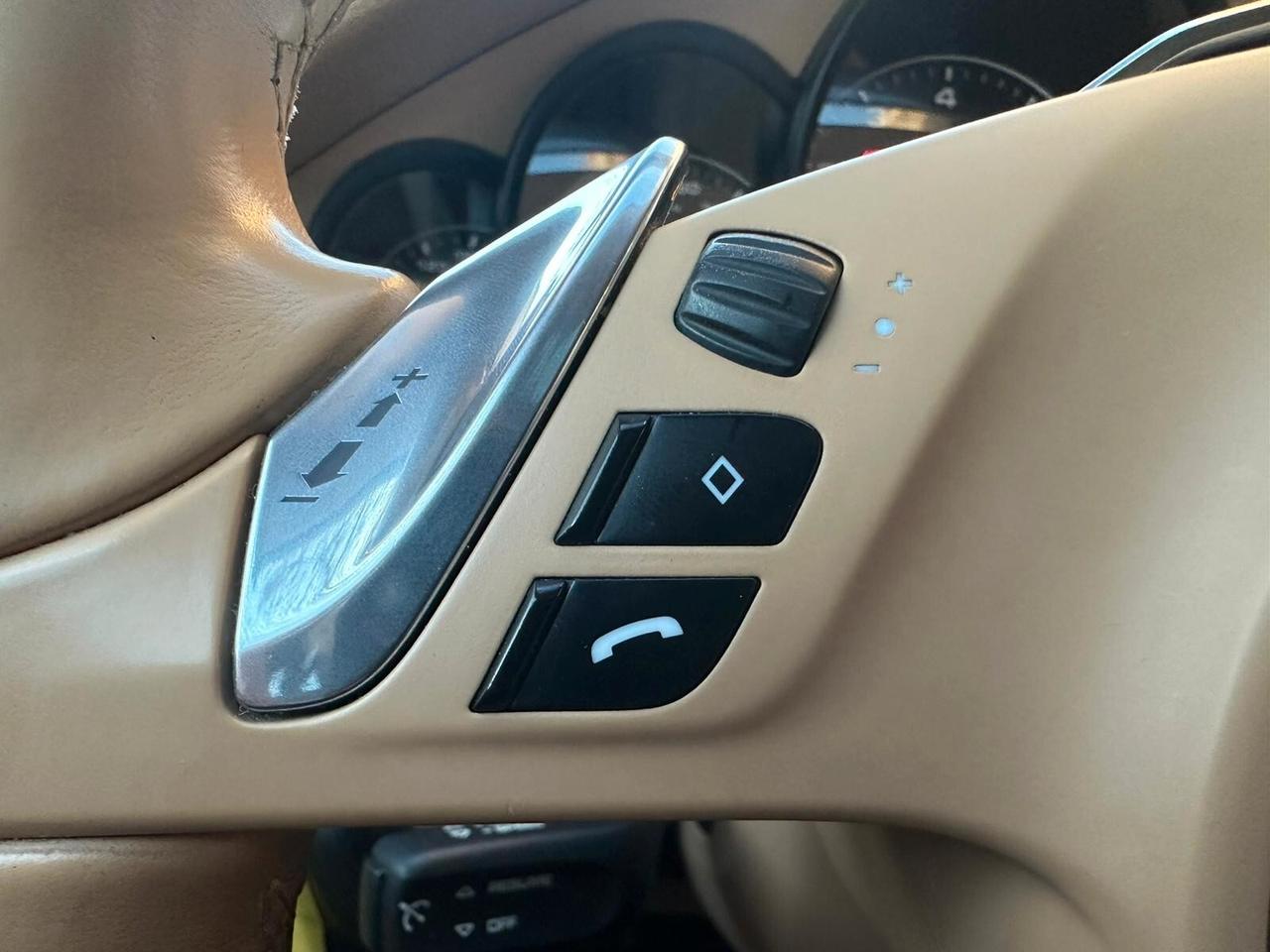 Porsche Panamera 3.6 PLATINUM 4