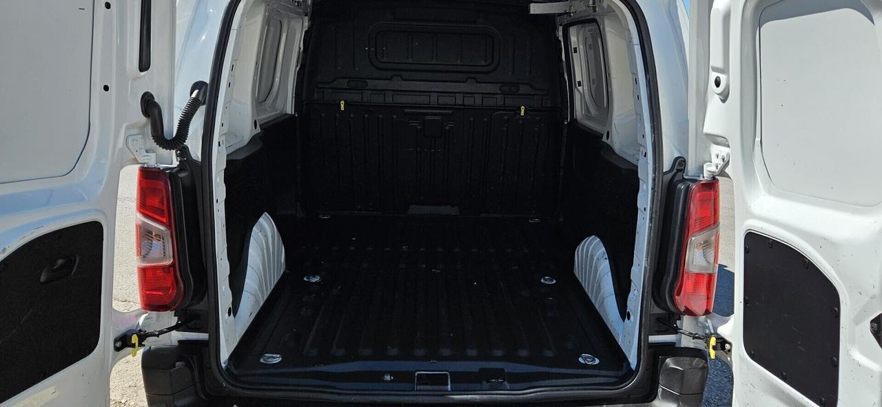 Opel Combo Cargo 1.5 Diesel 102CV (PREZZO IVA ESCLUSA 22%)