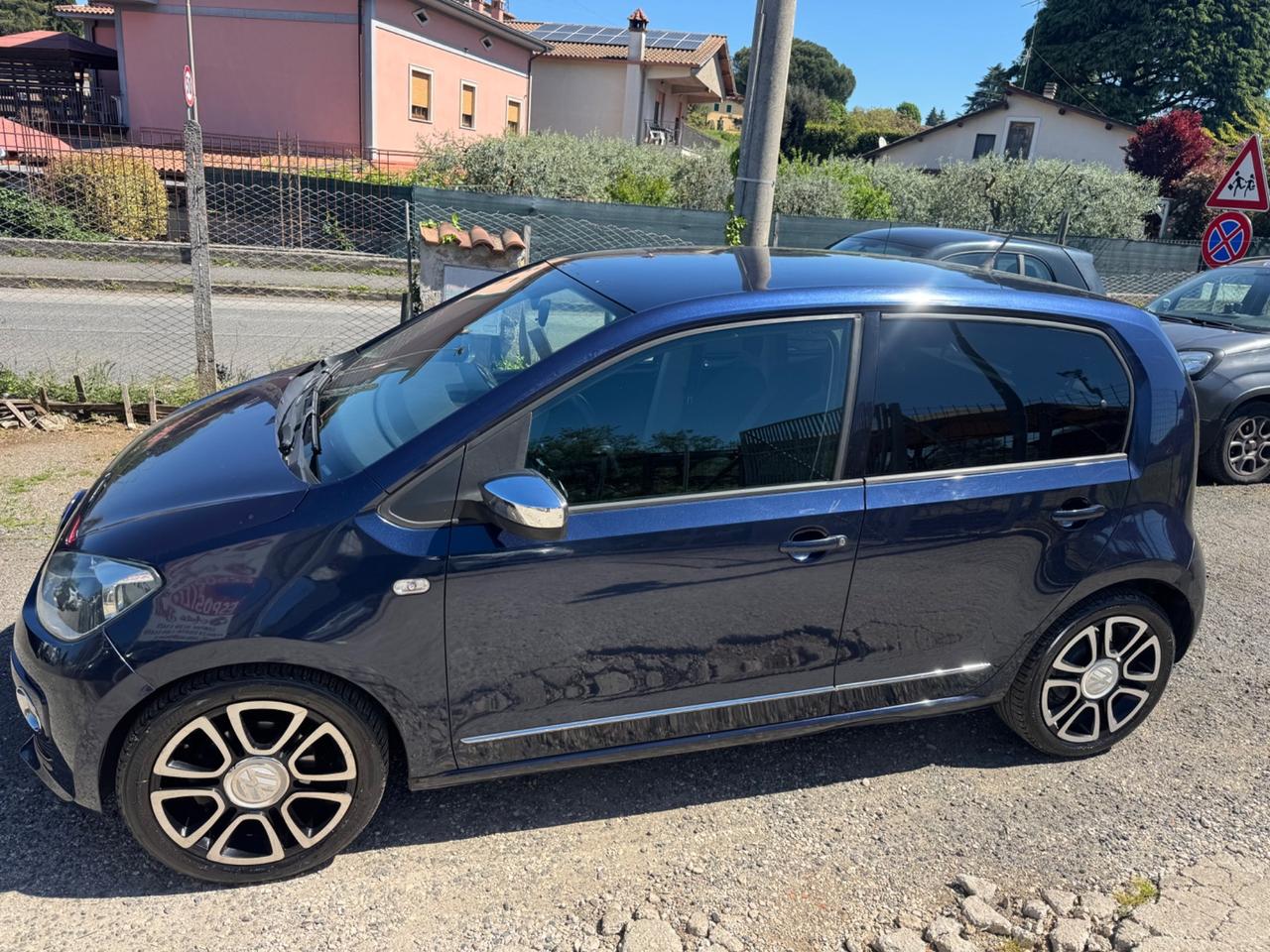 Volkswagen up! 1.0 75 CV 5p. high neopatentati